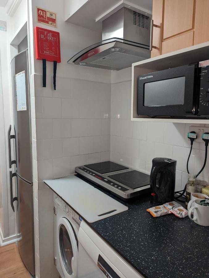 Beautiful Independent Apartment In London Uk Екстериор снимка