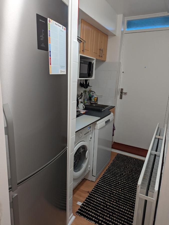 Beautiful Independent Apartment In London Uk Екстериор снимка